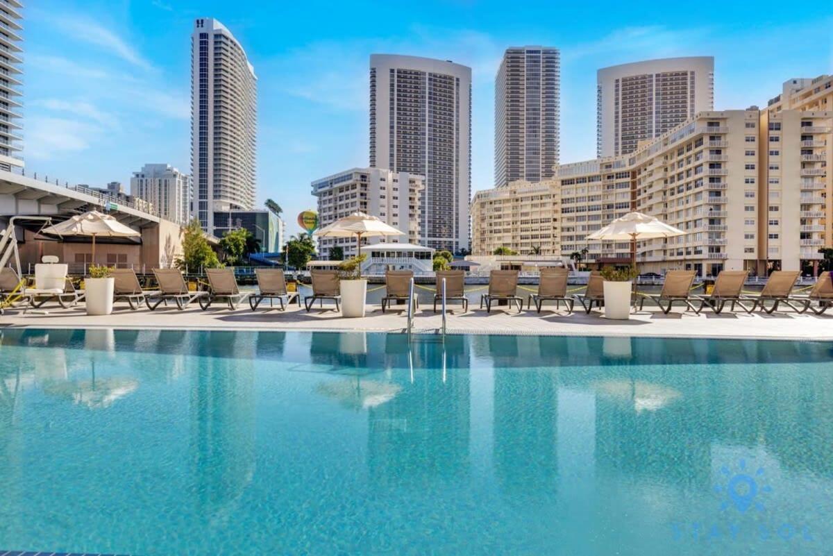 Infinite Views, Amazing Pool, Gym, Near Beach Hallandale Beach Luaran gambar